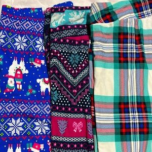 3 Christmas Leggings Women’s Size L-XL